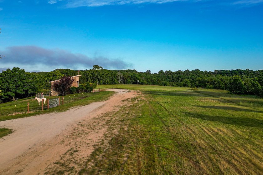 Welcome to Perfect Landing Airpark -- an extraordinary - photo 41