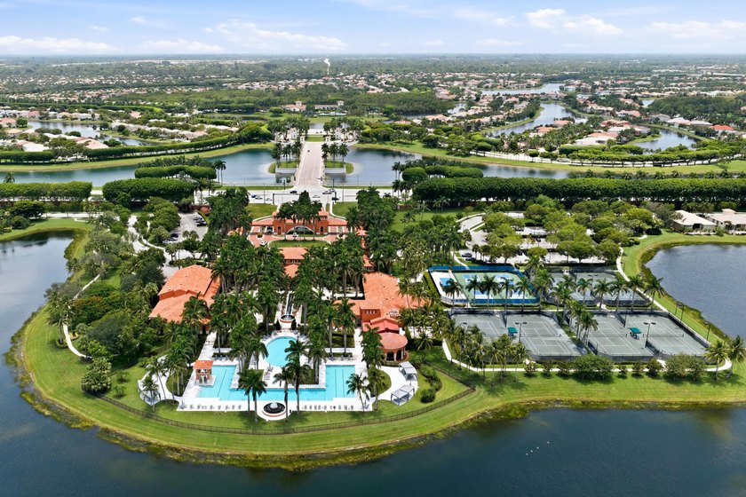 Nestled in the highly sought-after 55+ community of Buena Vida - photo 44