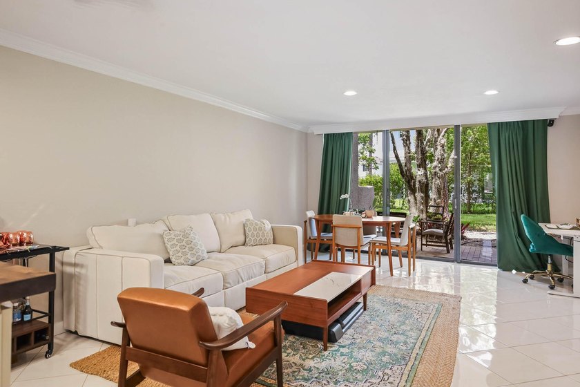 Priced to sell! This well-maintained 2-bedroom, 2-bathroom condo - photo 7