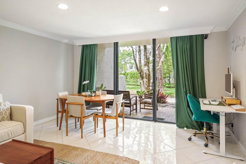 Priced to sell! This well-maintained 2-bedroom, 2-bathroom condo - photo 8