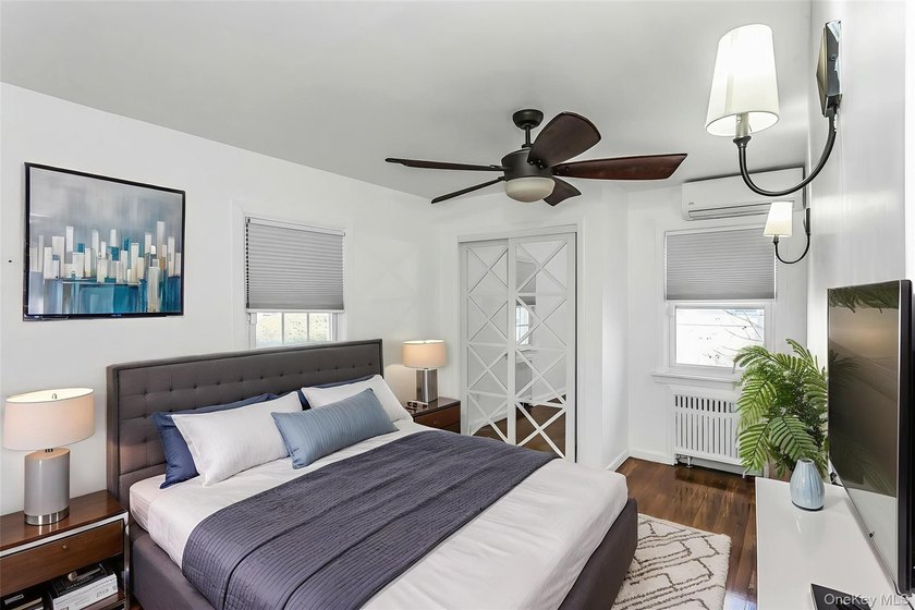 Welcome to your elegant and spacious remodeled, 6+ bedroom, 5 - photo 10