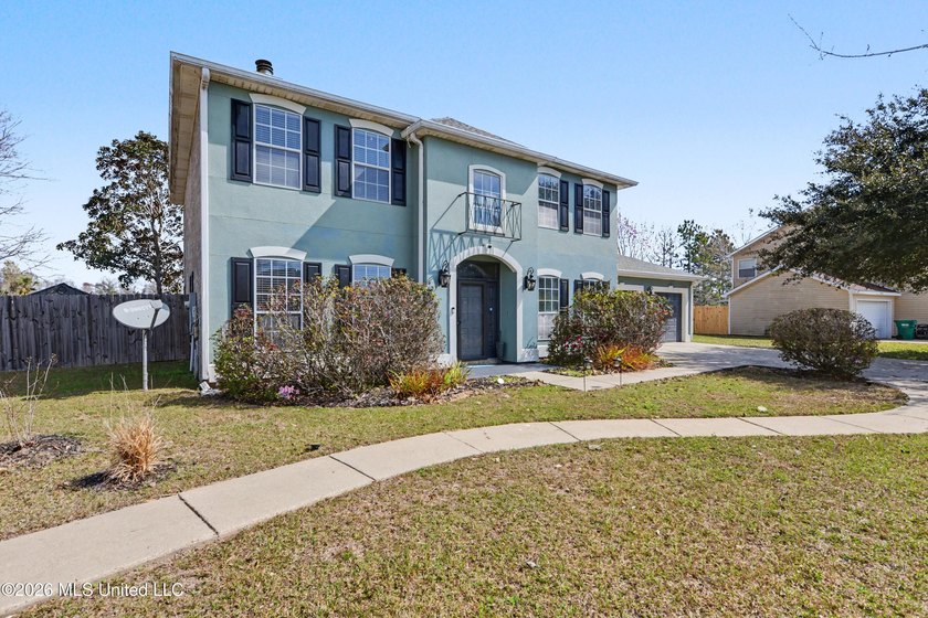 Welcome to this elegant pristine 3,400 sq. ft. two-story home - photo 2