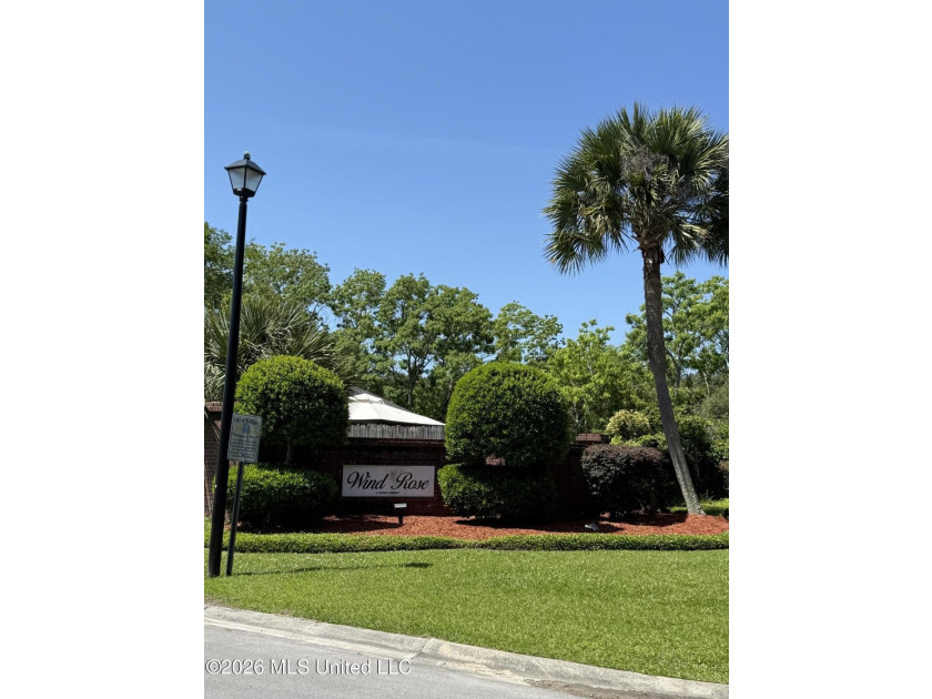 Welcome to this elegant pristine 3,400 sq. ft. two-story home - photo 3