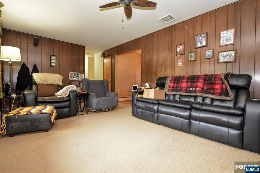 Opportunity awaits in this 3-bedroom, 1.5-bath ranch offering - photo 21