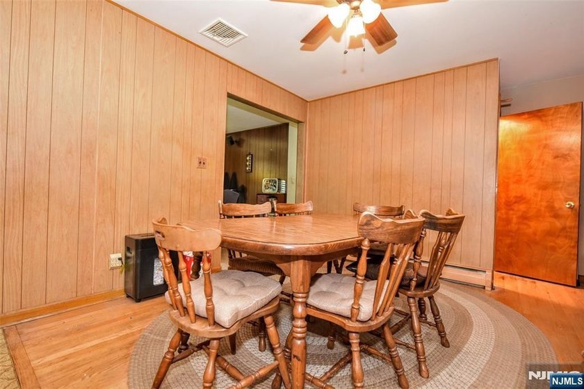 Opportunity awaits in this 3-bedroom, 1.5-bath ranch offering - photo 24