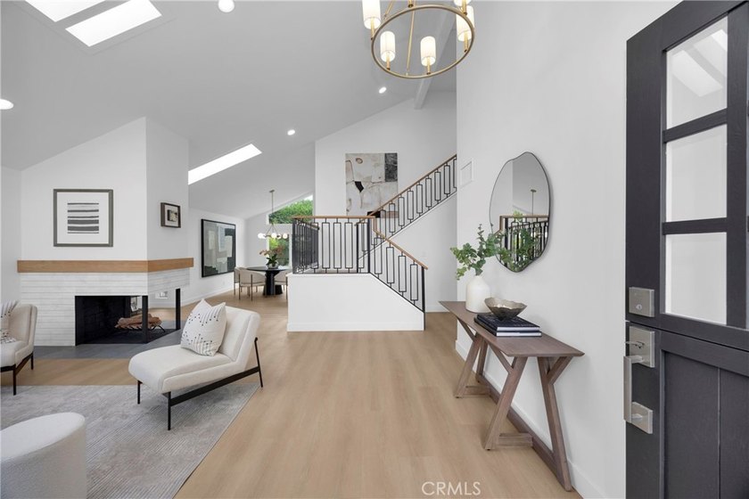 Welcome to 8792 Baywood Drive in the highly desirable Goldenwest - photo 4