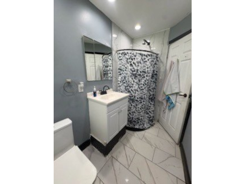 Welcome to 349 E 8th St in Frostproof, FL - an updated 2-bedroom - photo 10