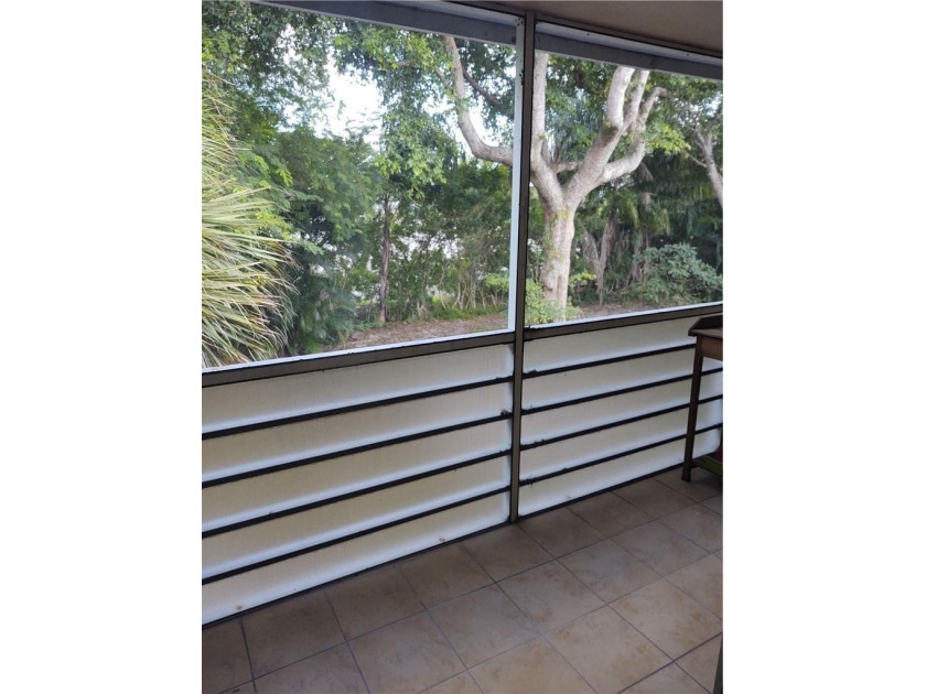 Clean and Neat 1 bedroom, 1 bath unit in 55+ Community in - photo 6