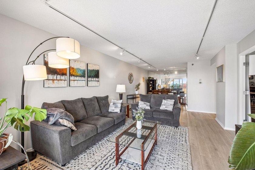 Welcome to this fabulous 2-bedroom, 2-bathroom condo at The - photo 12