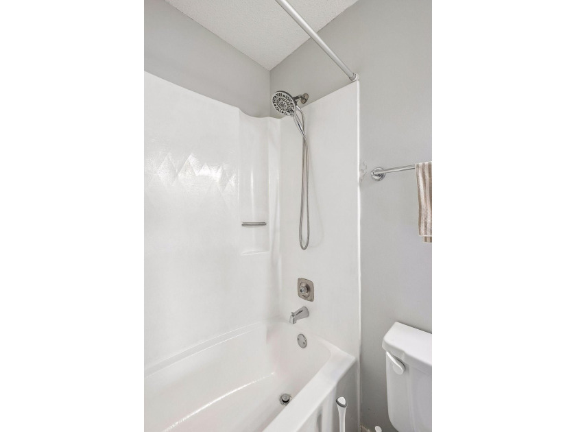 Welcome to this fabulous 2-bedroom, 2-bathroom condo at The - photo 25