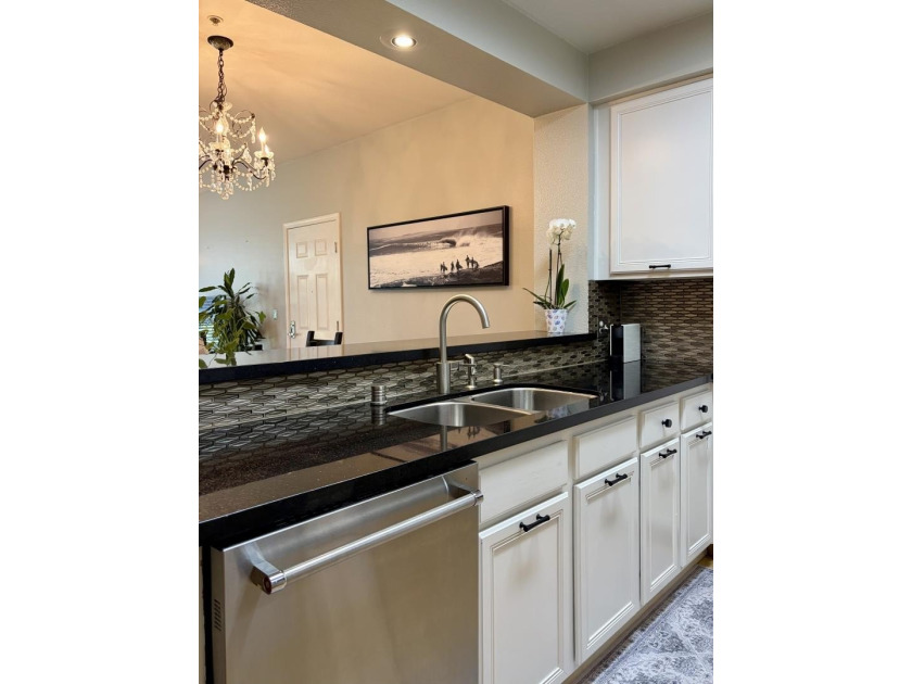 Welcome to 415 N 2nd Street, Unit #239, in San Jose! A stylish - photo 2