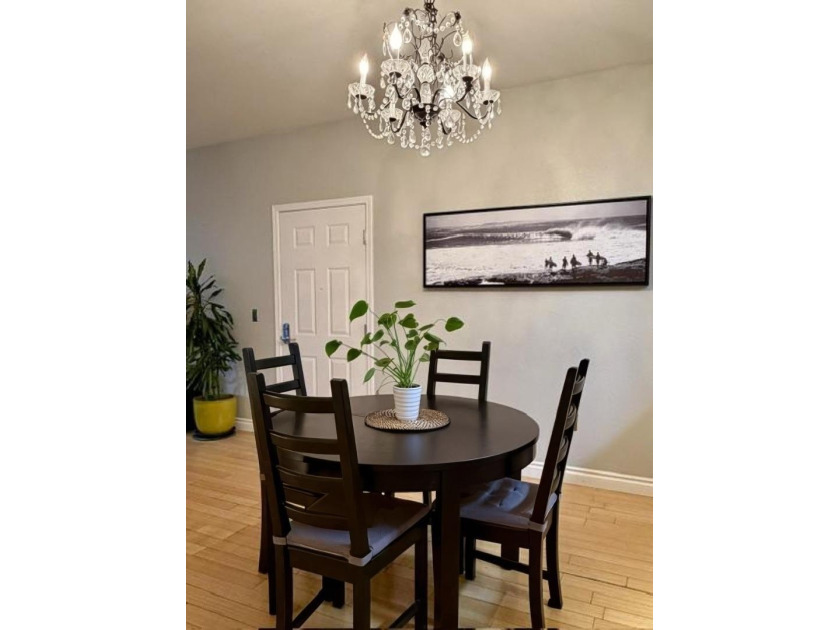 Welcome to 415 N 2nd Street, Unit #239, in San Jose! A stylish - photo 3