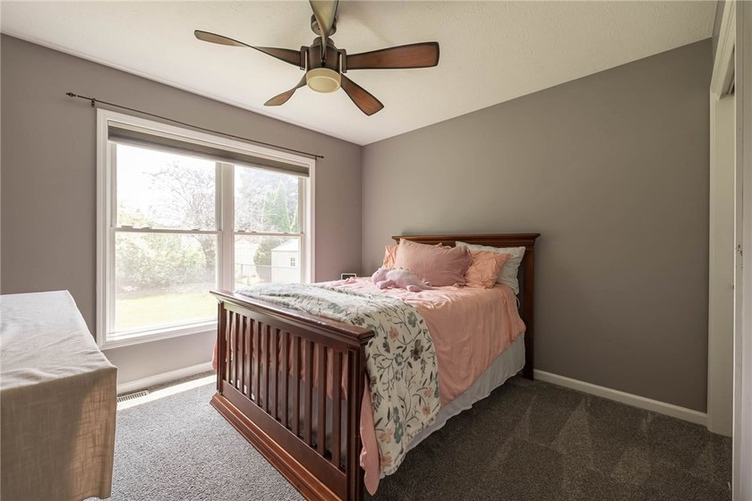 Welcome Home to 475 Mill Road, Step right in and fall in love! - photo 22