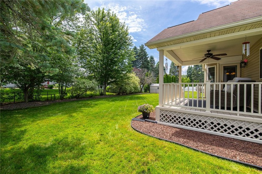 Welcome Home to 475 Mill Road, Step right in and fall in love! - photo 32