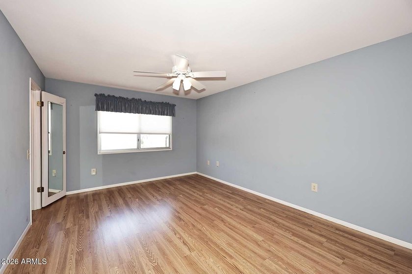 This beautiful, well-maintained 2-bedroom home with an office - photo 14