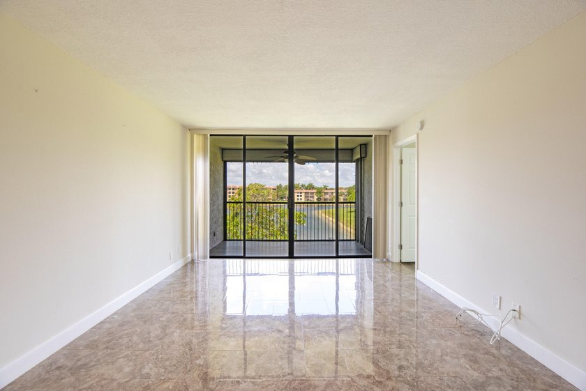 Active Adult Community Move In Ready Condo Awaits You! Knockdown - photo 7