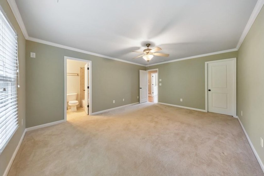 Luxury, convenience, and exceptional design come together in - photo 45