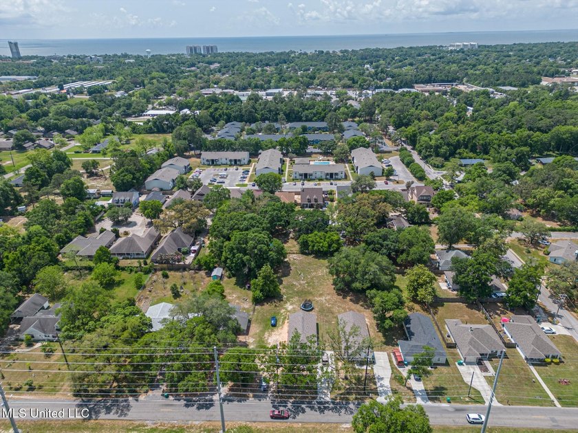 Great New Price on lot in Gulfport across from MGCCC on Switzer - photo 2