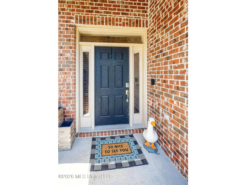Newly reduced price as of 5/18!! Welcome home to this beautiful - photo 7