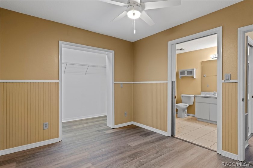 One or more photo(s) has been virtually staged. Welcome home to - photo 24