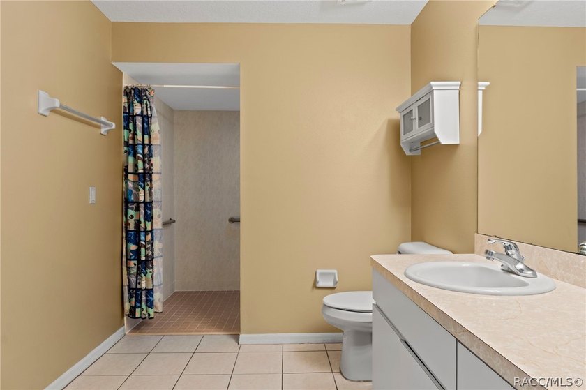 One or more photo(s) has been virtually staged. Welcome home to - photo 26