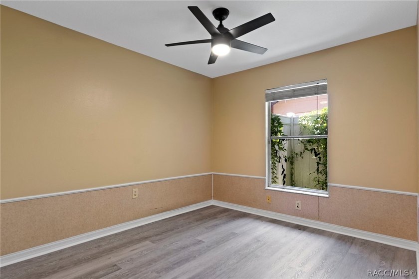 One or more photo(s) has been virtually staged. Welcome home to - photo 28