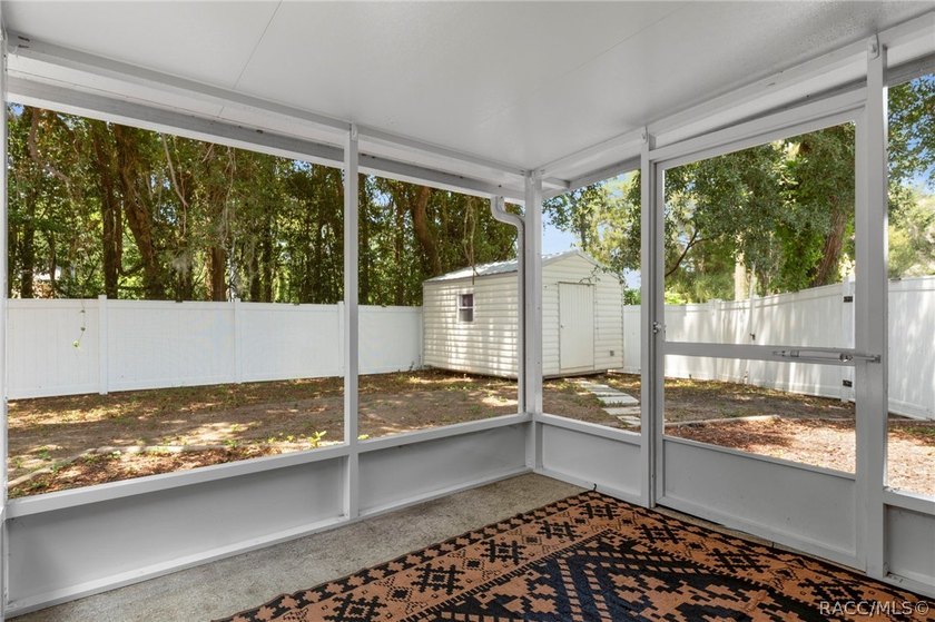 One or more photo(s) has been virtually staged. Welcome home to - photo 34