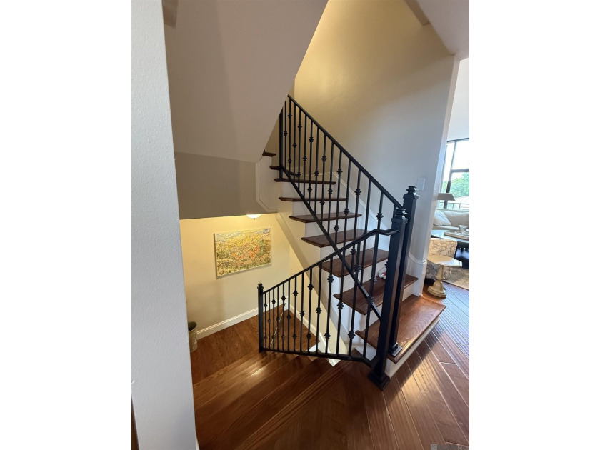 Beautiful waterfront living. This 2-bedroom, 1 full bath + half - photo 20