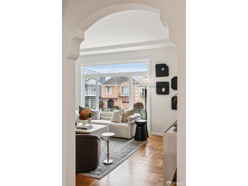 Introducing 1727 31st Avenue. This move-in ready designer home - photo 3
