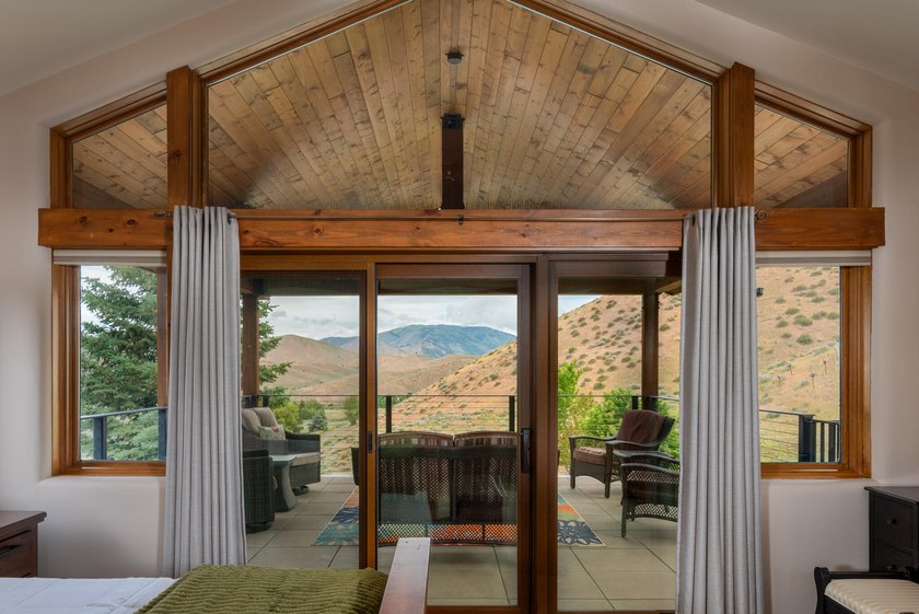 Nestled in the highly sought-after Indian Creek area, this - photo 22