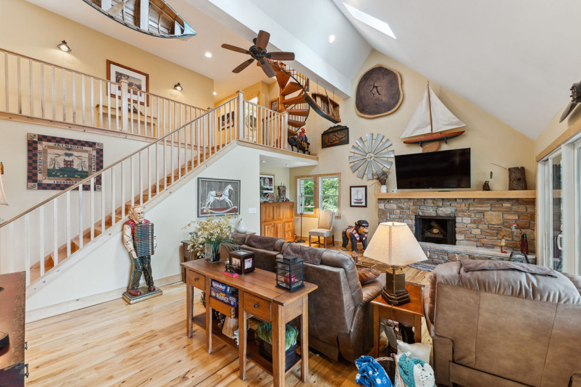 Your Dream Lakefront Retreat at Lake Redstone SOLD - photo 6