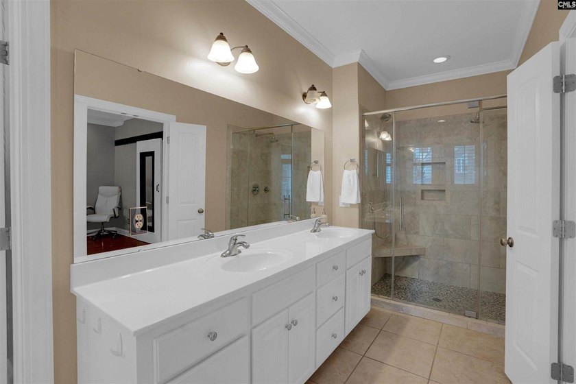 Welcome to your Charleston-style NextHome in the lake community - photo 45