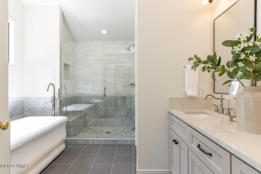 Rare, remodeled and turn-key single family home in Eaglevail - photo 15