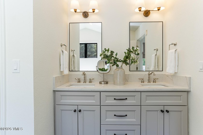 Rare, remodeled and turn-key single family home in Eaglevail - photo 17