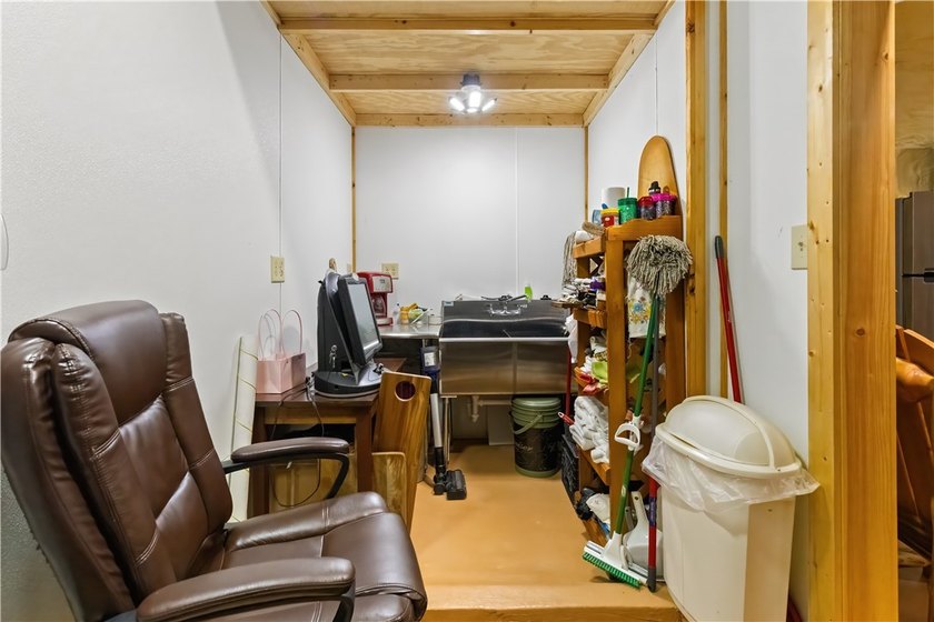 Enjoy panoramic mountain views from this 2-bedroom, 1-bath - photo 21