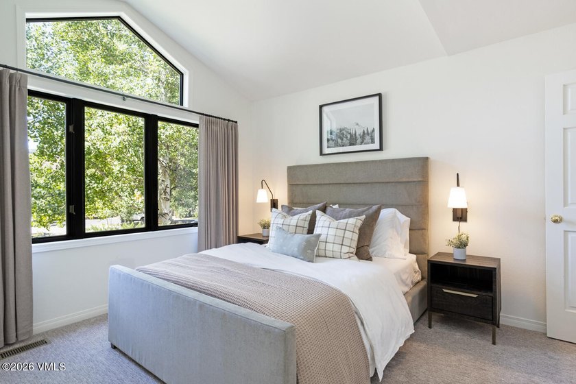 Rare, remodeled and turn-key single family home in Eaglevail - photo 21