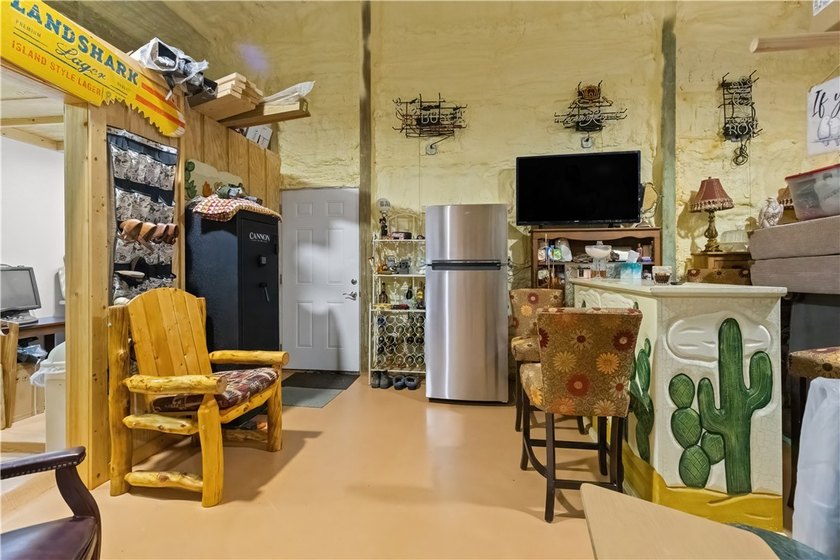 Enjoy panoramic mountain views from this 2-bedroom, 1-bath - photo 22