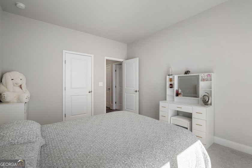 MINUTES AWAY FROM LAKE LANIER. Welcome to 1880 Grand Lanier - photo 23