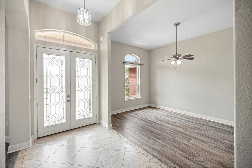 Before you reach the front door at 335 Grove Park Drive, the - photo 31