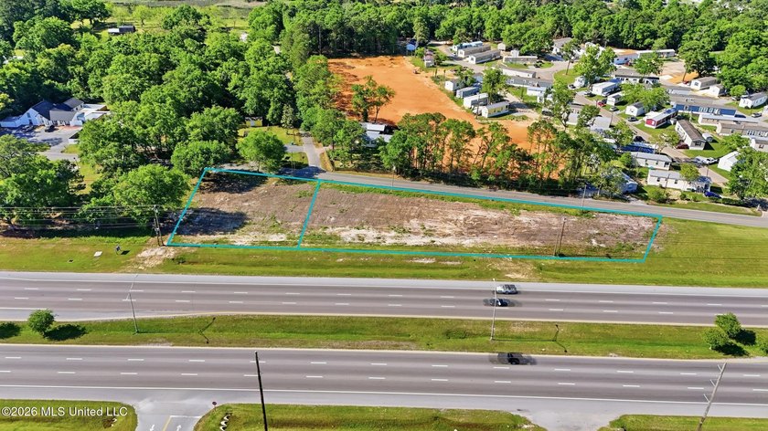 Incredible commercial opportunity on one of the few Highway 90 - photo 4