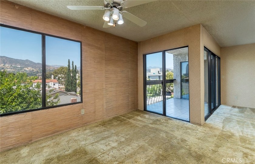 Headline: Rare Top-Floor Opportunity at Patio de Oro - First - photo 6