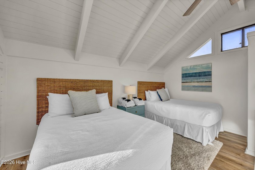 Discover newly renovated coastal elegance at 305 S Bald Head - photo 22