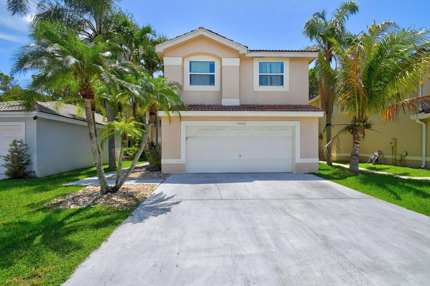 COME AND SEE THIS SPACIOUS 2 STORY HOME LOCATED IN CENTRAL - photo 3