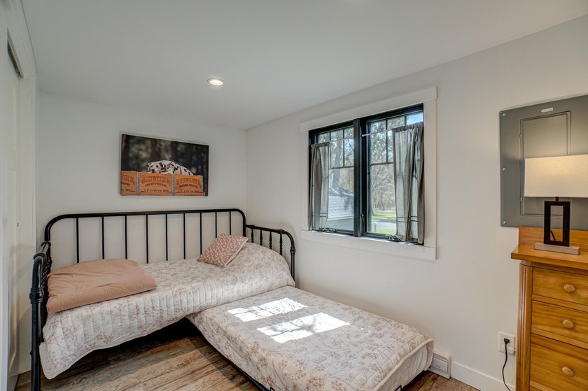 Year-round 2BR/1BA updated home on river part of Tainter Lake! - photo 15