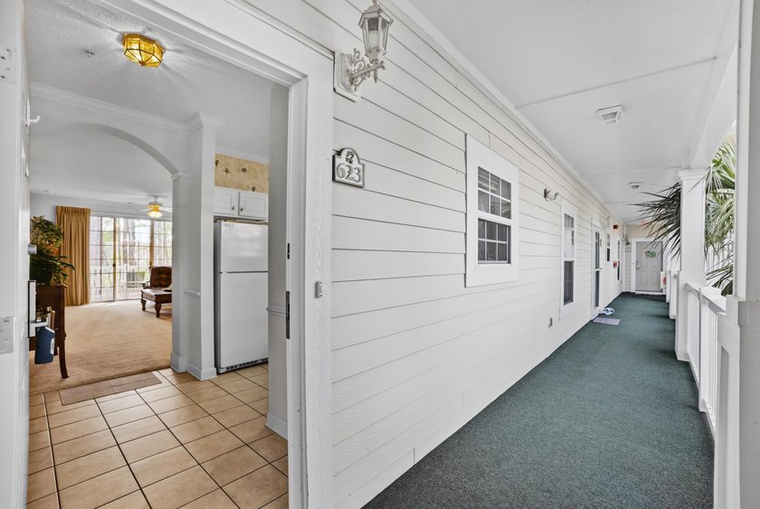 Located in Arbor Trace within the highly sought-after Barefoot - photo 36