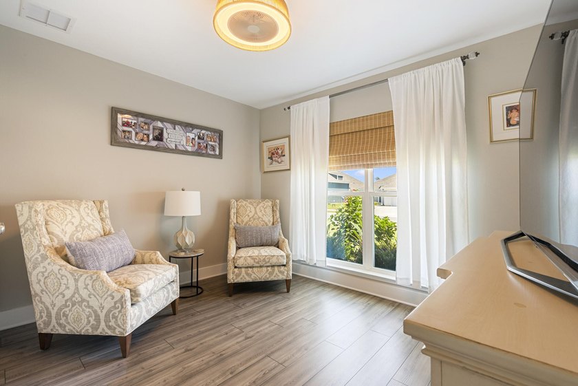 Welcome to a home where timeless elegance, elevated - photo 15