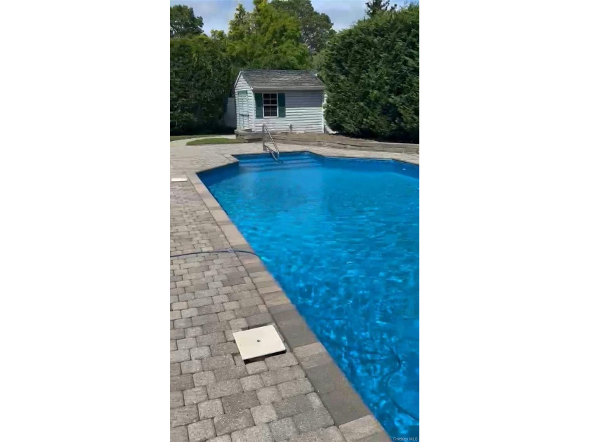Stop scrolling. This is the one. Massapequa Park checks every - photo 30