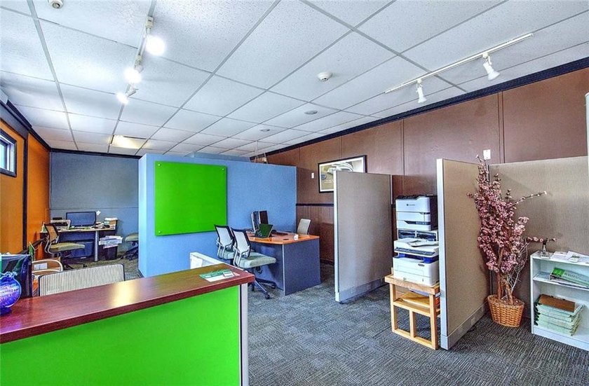 Located in the heart of Warren's vibrant arts and waterfront - photo 35