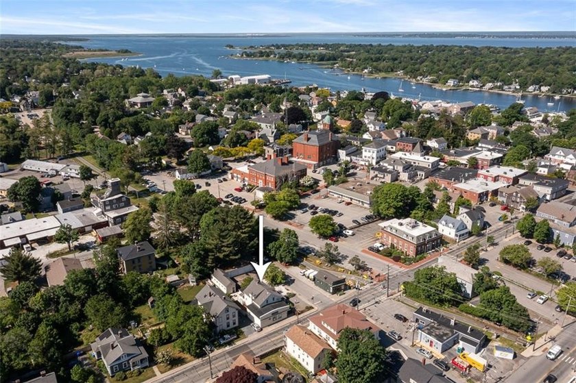 Located in the heart of Warren's vibrant arts and waterfront - photo 41