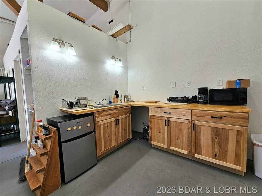 MOTIVATED SELLER/OWNER FINANCING with 30% down and 6% interest! - photo 21